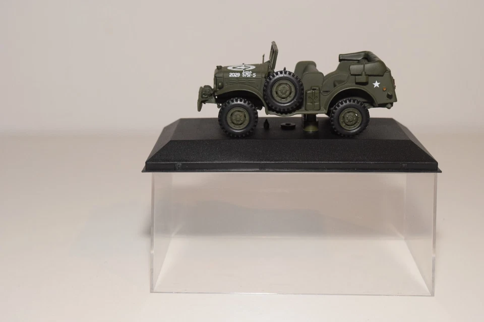 A52 1:43 VICTORIA R055 DODGE WC 57 COCHE DE COMANDO EJÉRCITO DE EE. UU. DÍA D 1944 VERDE SIN USAR, EN CAJA Foto 2 de 4