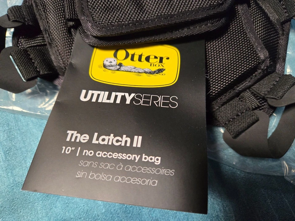 New OtterBox The Latch II Handheld Tablet Carrying Case 77-30410 for 10" iPad - Image 3 of 4