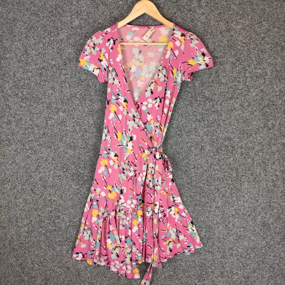 Alannah Hill Womens Wrap Dress Size 10 Pink Floral 100% Silk Knit