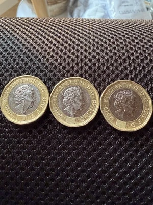 Einmaliges Set: 2016/2017/ 2018 Britische 1-PFUND-MÜNZE Queen Elizabeth II - Bild 1 von 4