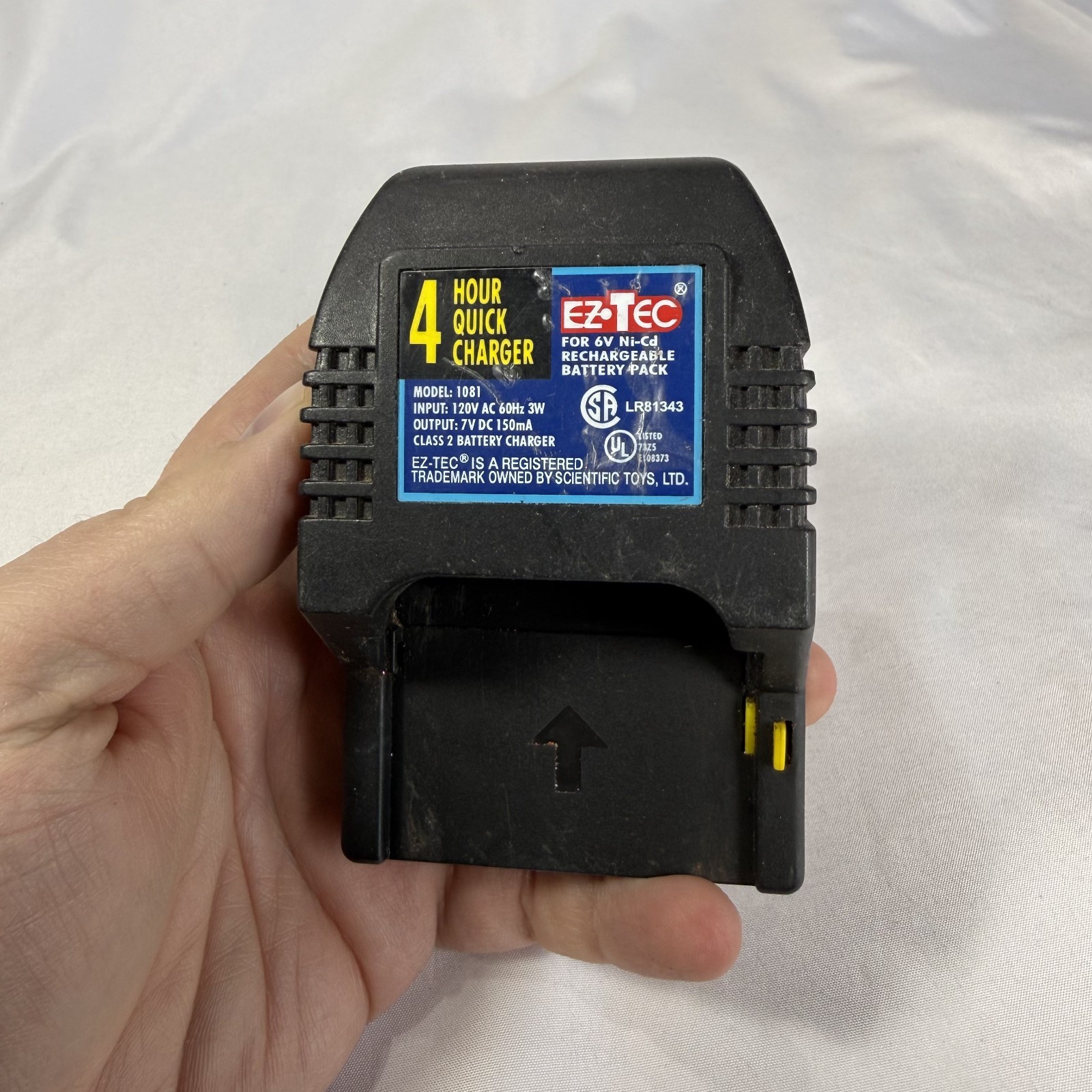 Battery Charger.  Ez-tec 4hr Quick Charger 6v #1081