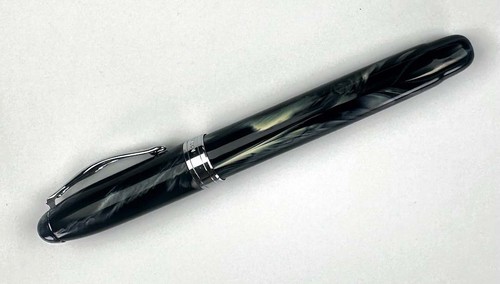 Noodler's Ink Flex Nib Black White Marble