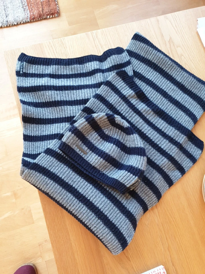 AJ   Armani Jeans  Schal und Mütze  Wolle Cashmere Seide Blau Grau - Bild 2 von 4