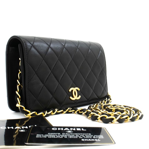 ah9 CHANEL Authentic Full Flap Small Chain Shoulder Bag Clutch Black Quilted