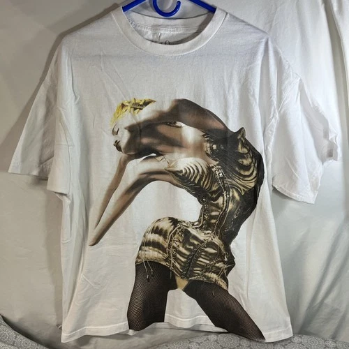 Madonna T Shirt Size XL Celebration Tour Concert Gold Letter Vintage vintage concert t-shirt, vintage, size XL, single stitch, B+ condition