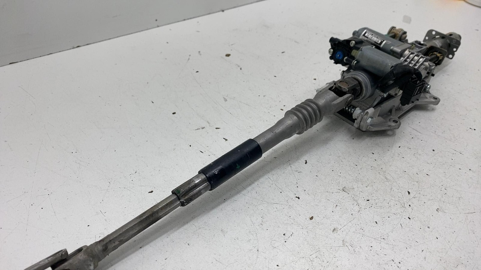 ⭕2014-2021 Maserati Ghibli Power Adjust Steering Column w/ Shaft RWD 06700387800