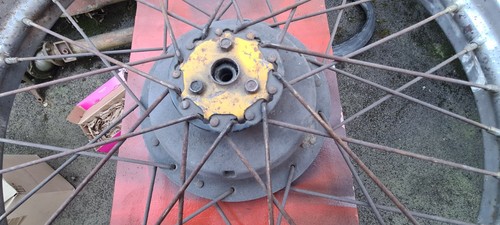 Suzuki Ts185er Front Wheel - Picture 3 of 3