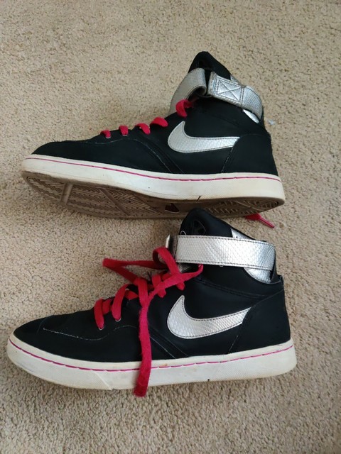 black and green nike high tops