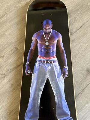 スケートボード Supreme Tupac Hologram Skateboard Deck s-l400.jpg