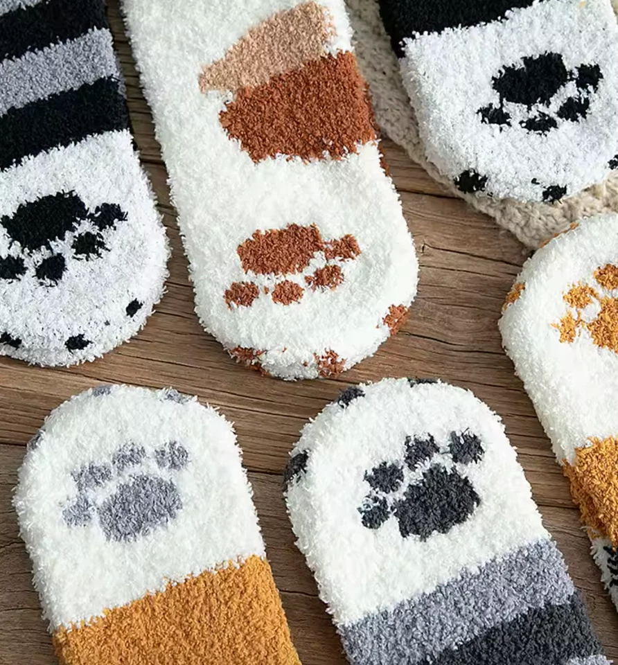 Lindos Calcetines Pata de Gato para Niños Niñas Esponjosos Dormir Hogar Acogedor Regalo de Navidad Foto 2 de 4