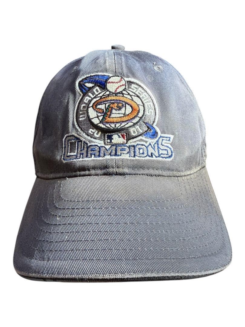 Kalinga Ashok Quiksilver Visor Beanie Minnie Mouse Mickey Visor