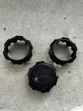 Toyota Oem Manual Locking Hub Caps Set 4wd Tacoma 4runner Pickup Black Toyota Oem Manual Locking Hub Caps Set 4wd Tacoma 4runner Pickup Black