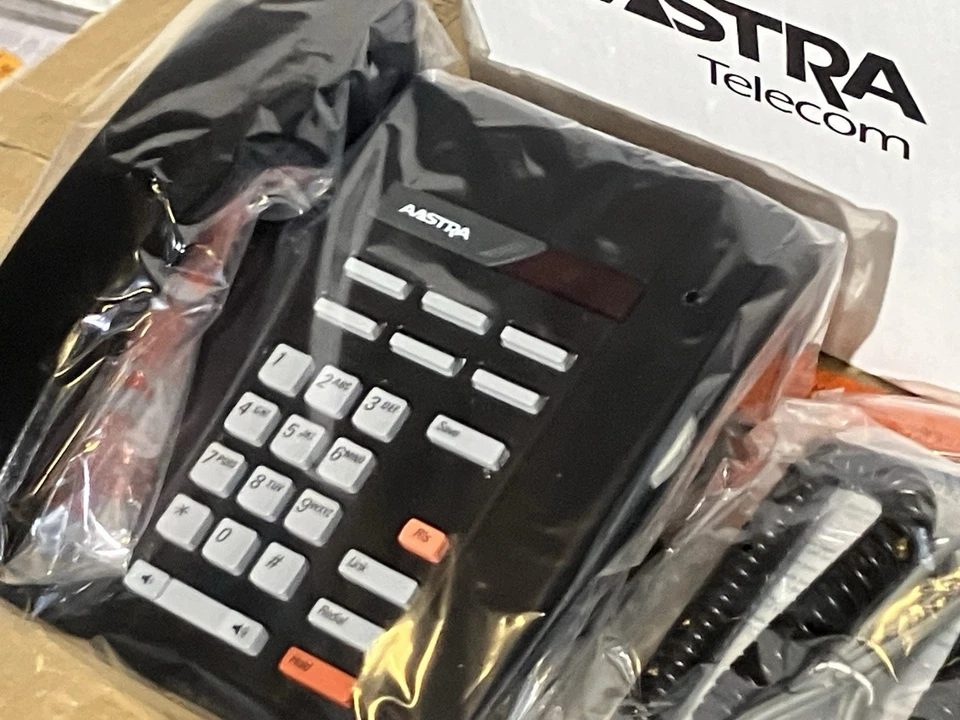 Nortel Meridian M8009 Aastra 8009 Phone for Centrex, PBX, or Standard Service - Image 2 of 4