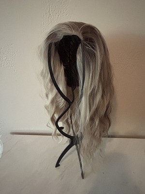 AISOM Mila Warm Blonde Scandinavian Hairline Water Wave Free Part Lace Front Wig