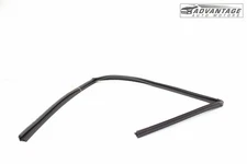 2015-2020 GMC YUKON FRONT LEFT DRIVER DOOR WINDOW GLASS RUN CHANNEL SEAL OEM