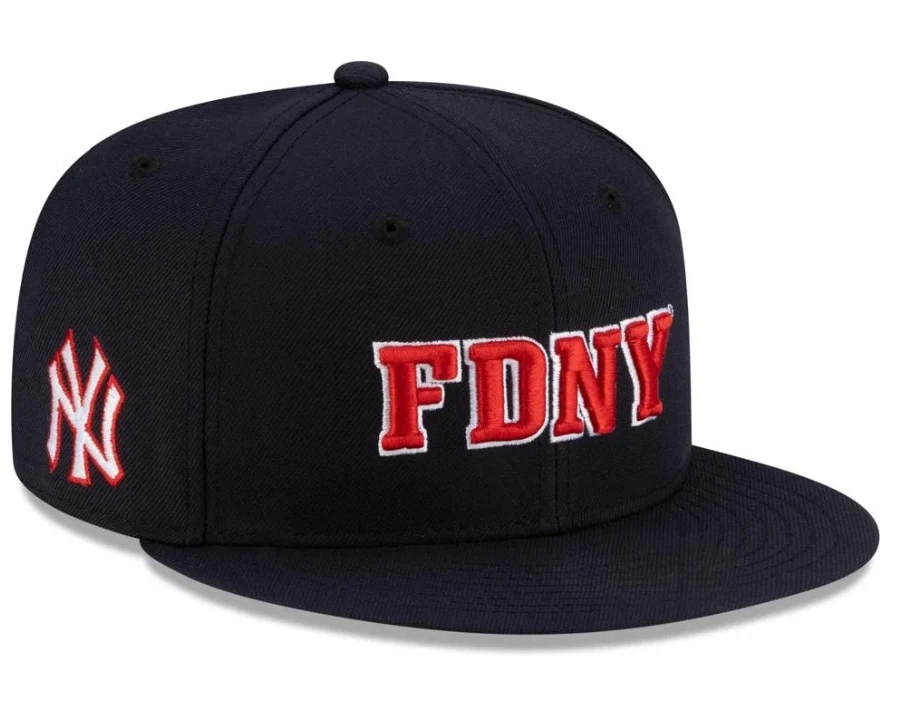 New Era New York Yankees 7 3/8 Size MLB Fan Apparel & Souvenirs