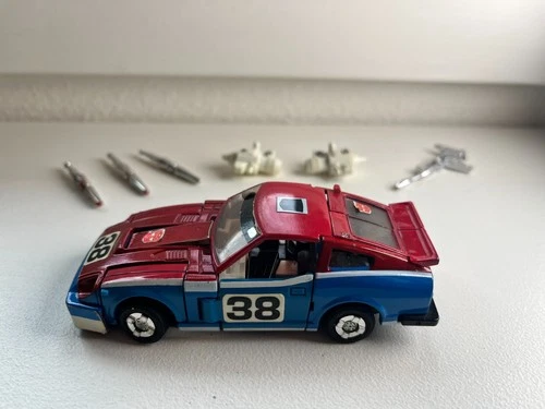 Smokescreen 100% Complete G1 Transformers Hasbro Takara Action Figure