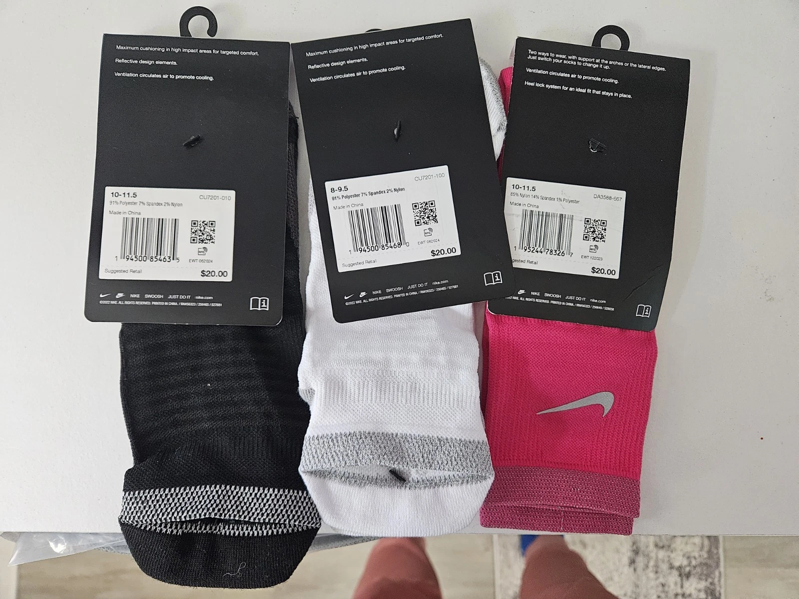 Nike Spark Running Socks Set Of 3, 2 No Show 1 Ankle White/Black/Pink Medium NWT