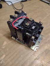 Allen Bradley 500-A0D930 Ser B Contactor 18Amp Max 600VAC Max Coil 120V 50/60Hz