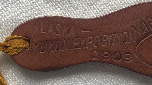 1909 Alaska Yukon Exposition Wagner Leather Co. Pacific Tannery Leather Fob - Picture 3 of 7