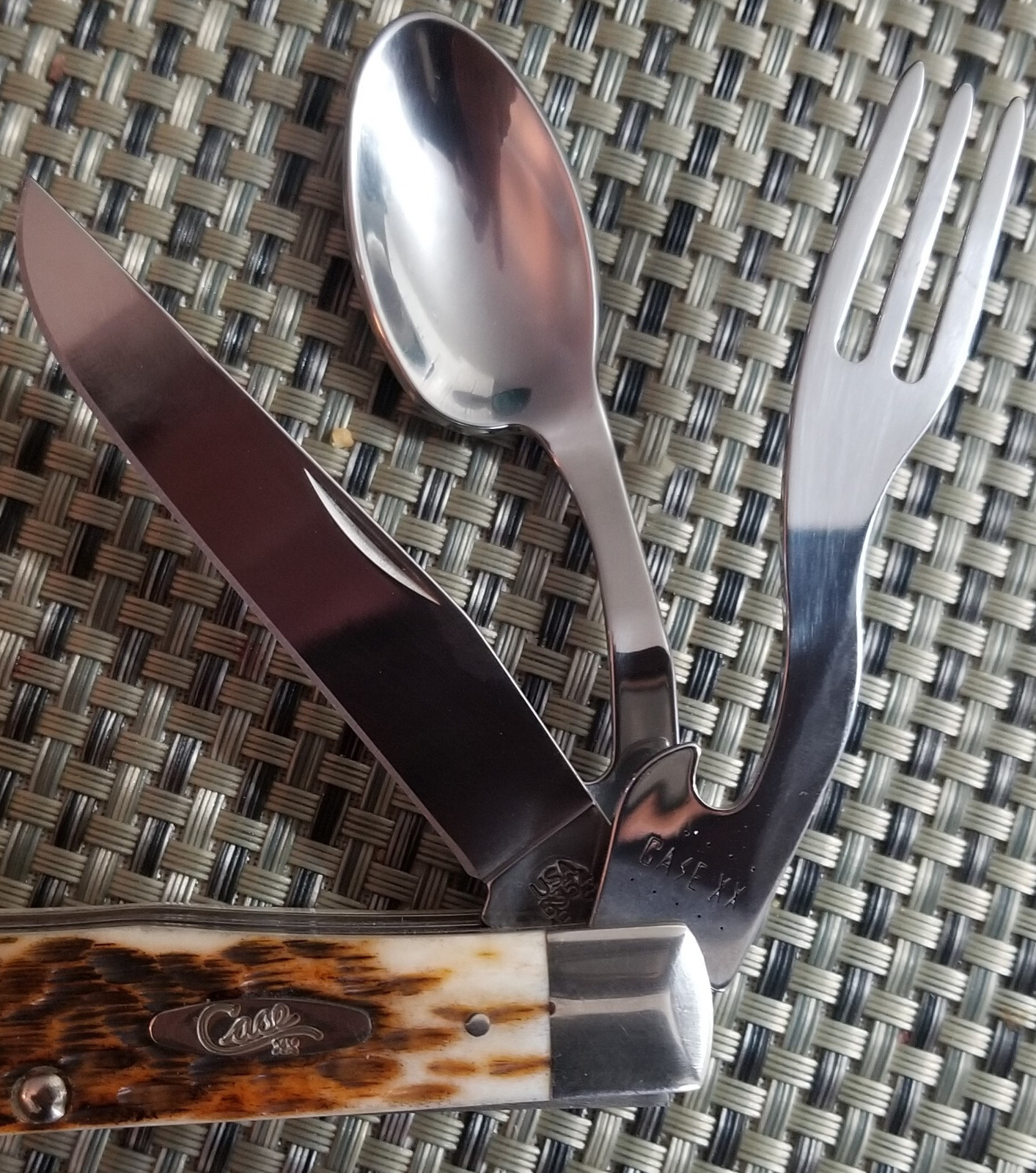 Case XX 6354HB Jigged Amber Bone Hobo Stainless Pocket Knife W/Leather