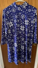 Kohl’s Celebrate Together Mock Turtle Neck Blue Dress With Snow Flakes Size S.