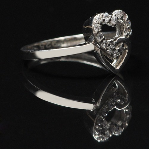 0.10Ct D/VVS1 Round Shape Anniversary Women's Ring In 925 Sterling Silver - Picture 7 of 8