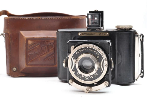 @ SakuraDo @ 1937 Minolta Six 6x6 Medium Format Camera Crown + Coronar 80mm f5.6
