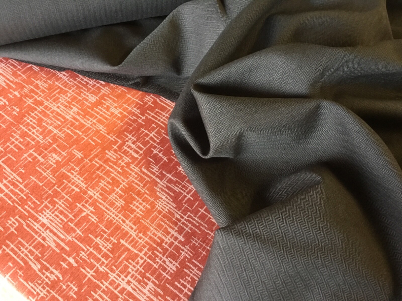 Wool Worsted Fabric Suiting Charcoal Grey EBay pingl-sur-fashionista-g-gray-outfits