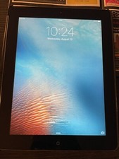 Apple iPad 2 - A1395 - 16GB 9.7" Wi-Fi - Black MC769LL/A Bundle