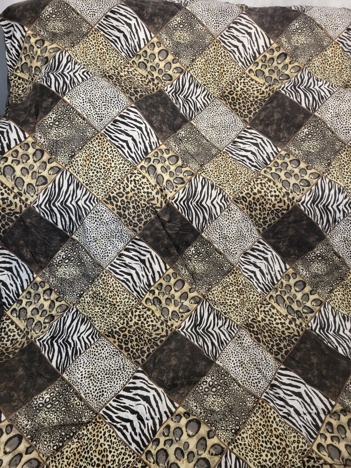 Edredom Lauren Cole tamanho King com estampa de animais RN # 0103111 UPC 805635900479 - - Imagem 3 de 4