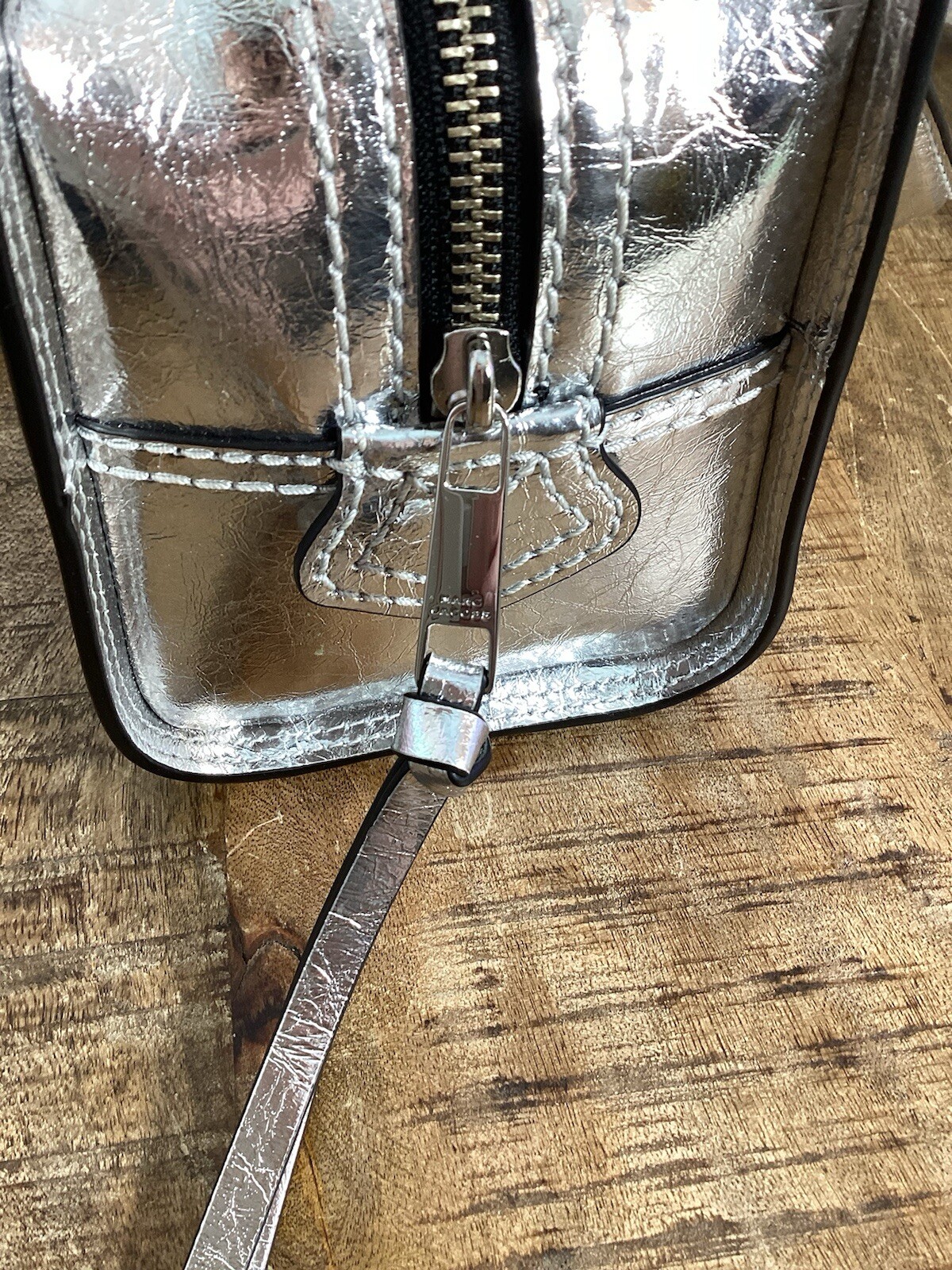 MARC JACOBS Cruiser Leather Crossbody Satchel Metallic Silver AUTHENTIC NWT image 6