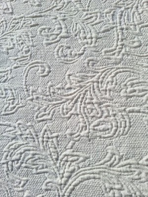 Unbranded Matelassé-style Bedspread Two Pillowcases Made in Portugal Exc. Twin