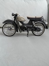 Schuco Kreidler Florett Super Motorrad Metallmodell 1:10 06545 m. Schachtel