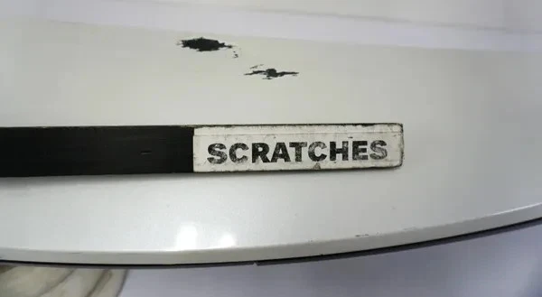 Alerón de puerta trasera Buick Enclave 2018 OEM BDC30151 Foto 2 de 4