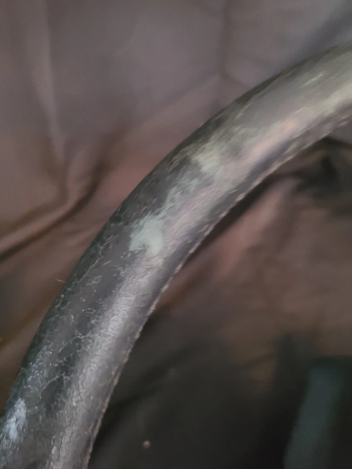 Volante Toyota Celica Supra 1984-1985 azul Foto 4 de 4