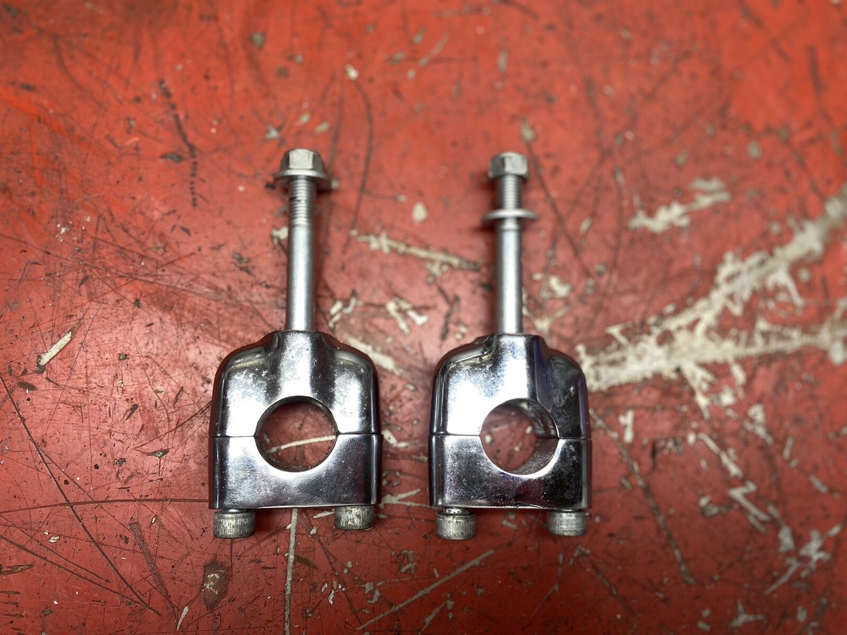 OEM HANDLEBAR RISER / HOLDER SUZUKI SAVAGE LS650/S40 56211-24 B00