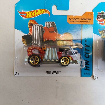 Coche Hot Wheels Street Cleaver – Colección 2013 HW City, Escala 1:64, Aprox. 3 Pulgadas