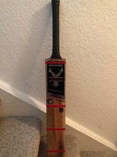 Brand new Kwesports Bandook Burn Edition - Hard Tennis Bat - 4 Scoop 2 Hole 35"