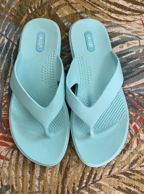 Oka-b  Aqua  sandals thongs flip-flops womens MEDIUM 7-8 NEW USA