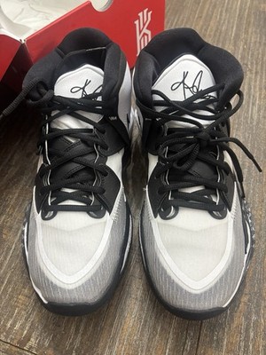 Nike Kyrie Infinity TB Basketball Shoes Size 9.5 New In Box DO9616 100