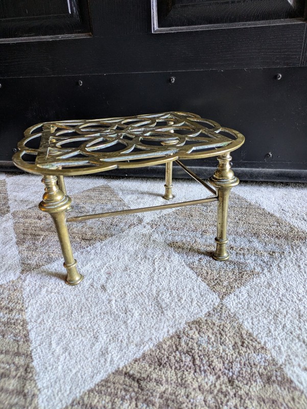 antique victorian brass kettle holder trivet very rare