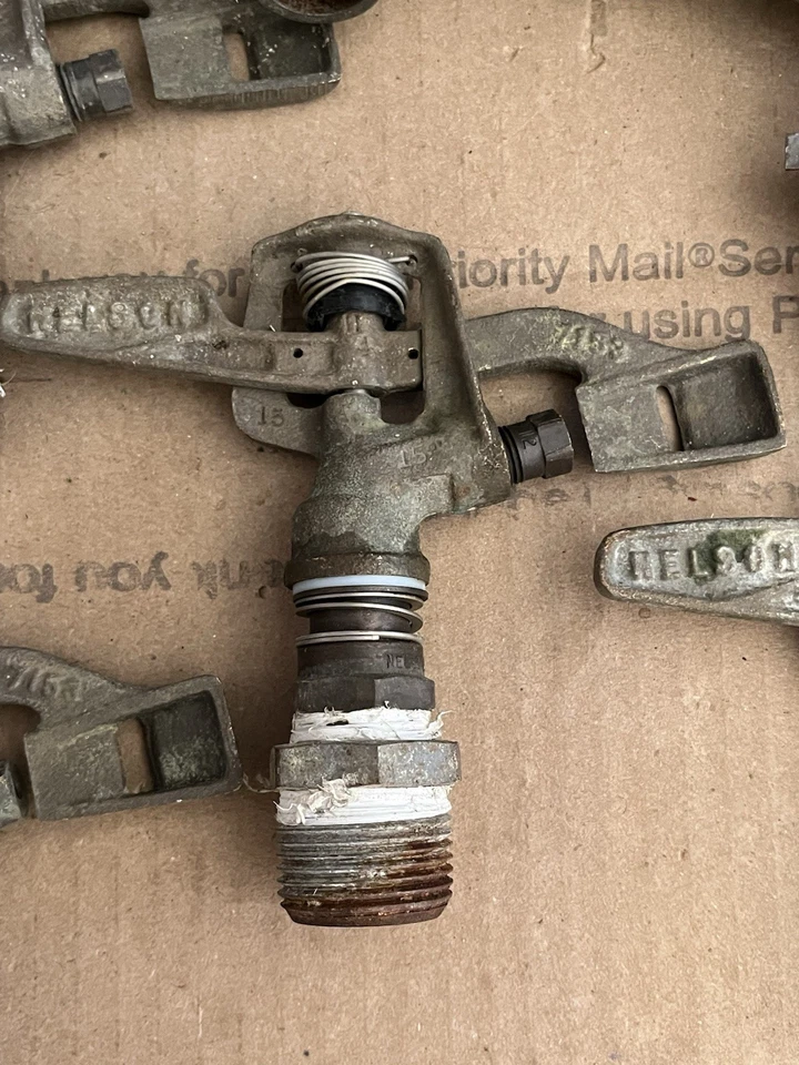 6-Cabezas de aspersor de impacto de latón vintage Nelson #7153 y P21 envío gratuito EE. UU. Foto 3 de 4