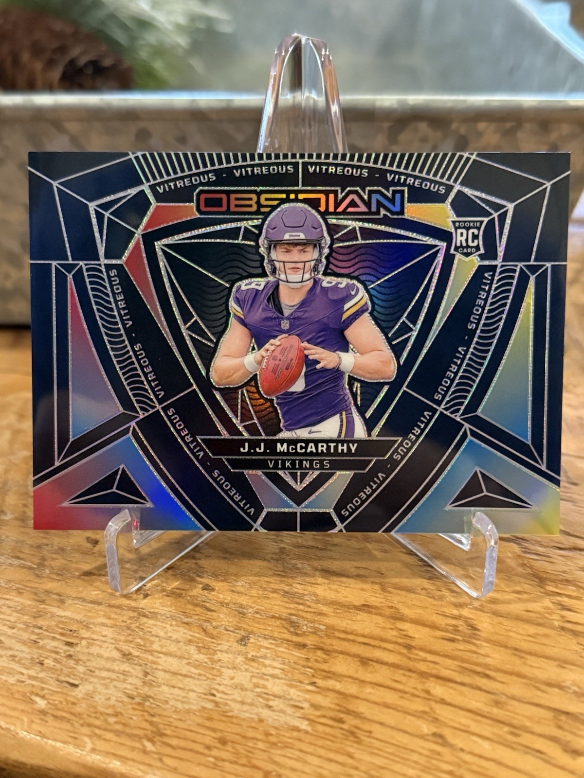 2024 Panini Obsidian Vitreous #11 JJ McCarthy Rookie RC