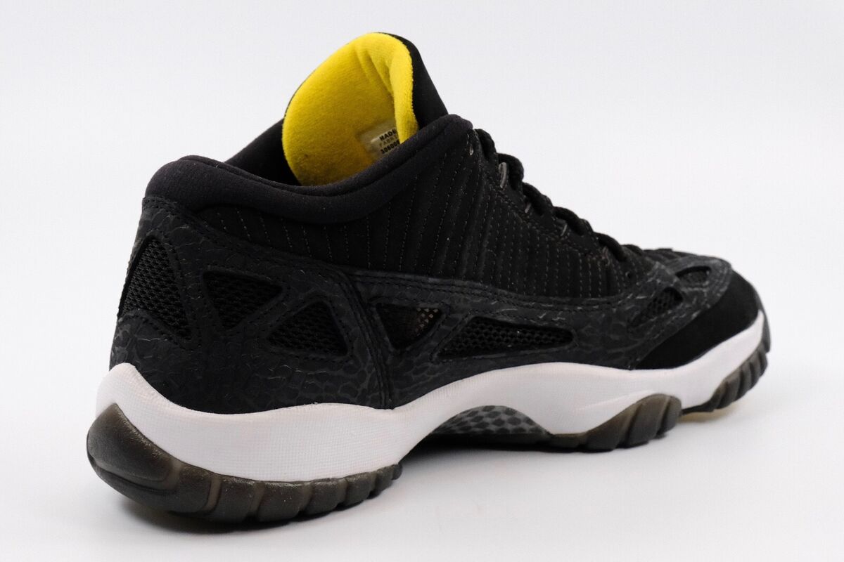 Air Jordan Retro 11 Low ie XI sz 10.5 Black Zest Yellow Air Jordan Retro 11 Low ie XI sz 10.5 Black Zest Yellow