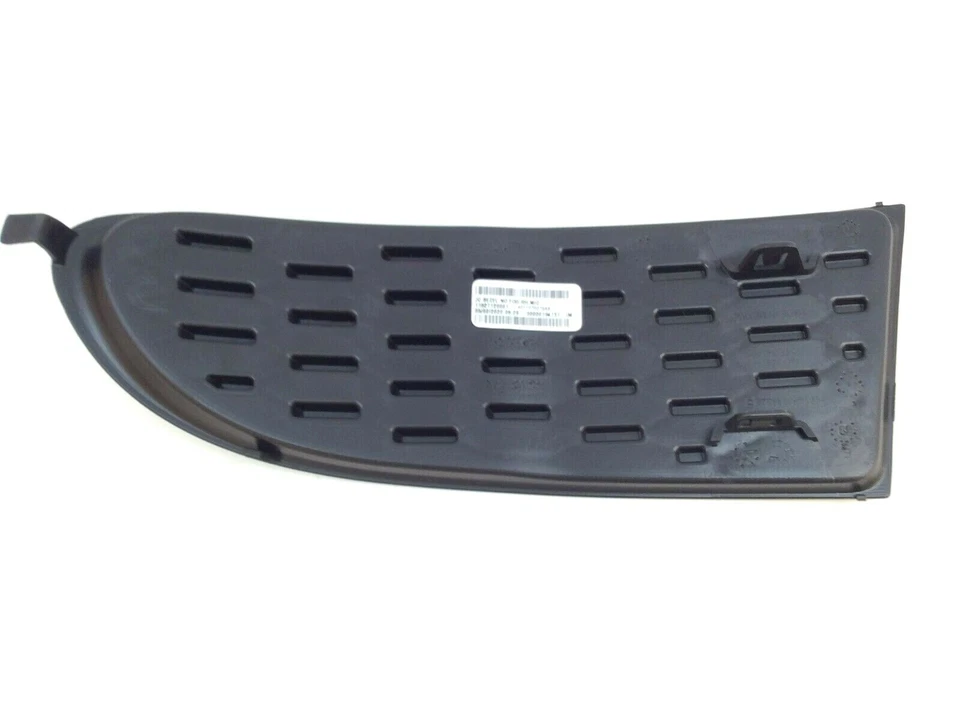 Dodge Journey 2011-2020 delantero derecho pasajero antiniebla nido de abeja agujero enchufe nuevo OEM Foto 2 de 4