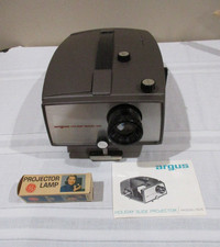 Vintage Argus Holiday Model 505 Manual Slide Projector Excellent Condition USA