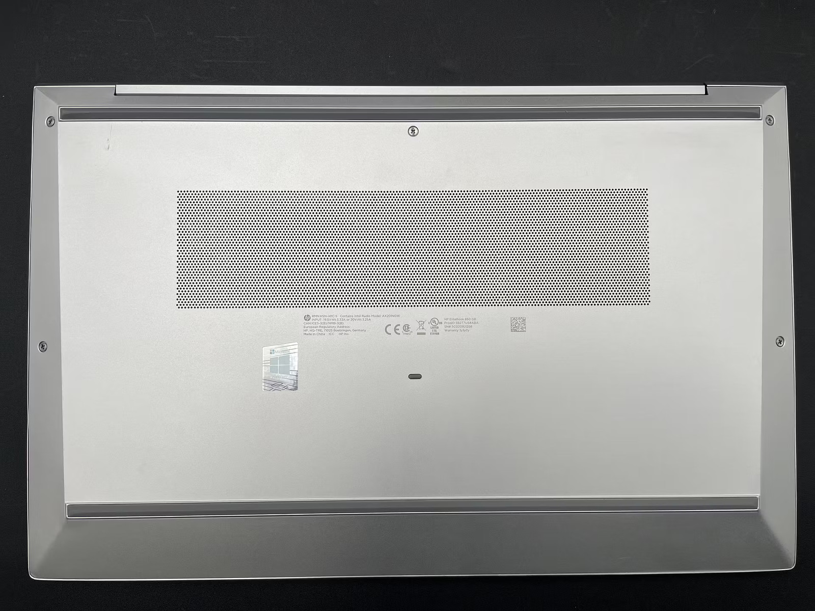 HP EliteBook 850 G8 Notebook PC, 15.5-Inch Laptop, with 11th Gen Intel(R) Core(TM) i5-1145G7 @ 2.60GHz, Windows 11 Pro