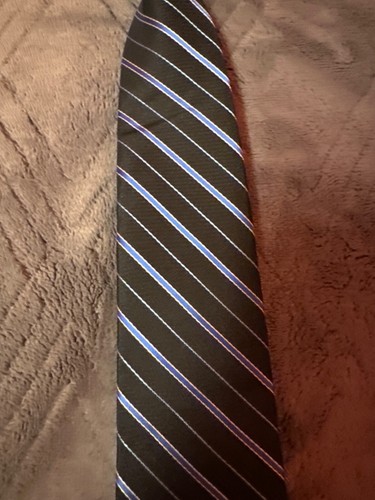 IZOD BOY’S CLIP ON NECKTIE Navy 14” - Picture 2 of 4