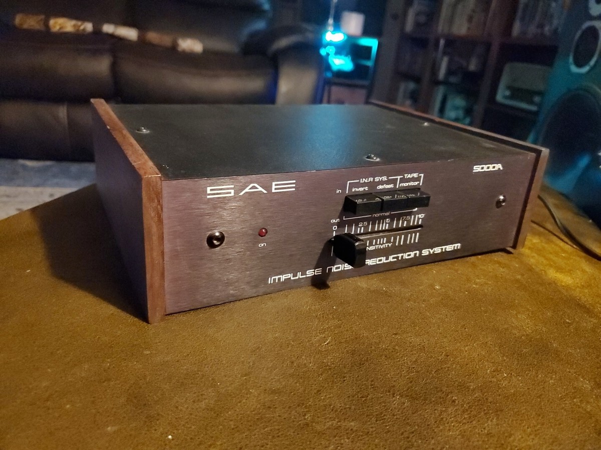 SAE Model 5000A Impulse Noise Reduction System Analog Vinyl Click
